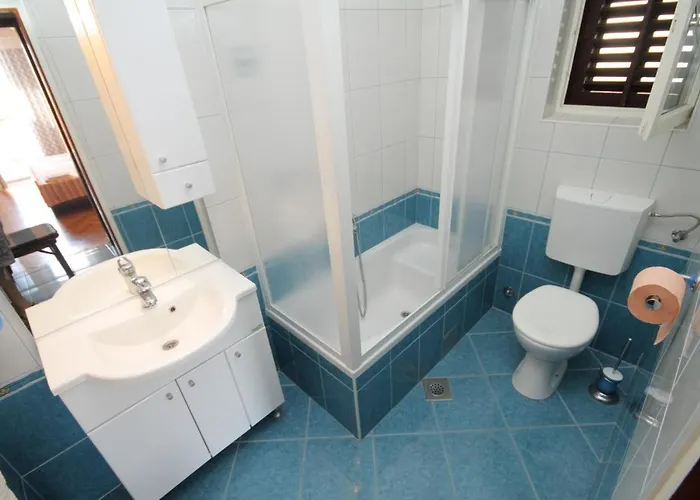 For Families With Children Pag - 6467 *